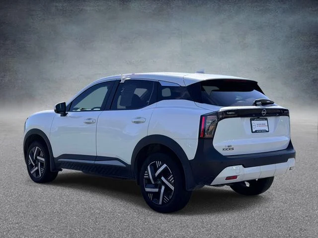 Used 2025 White Nissan SV image 4