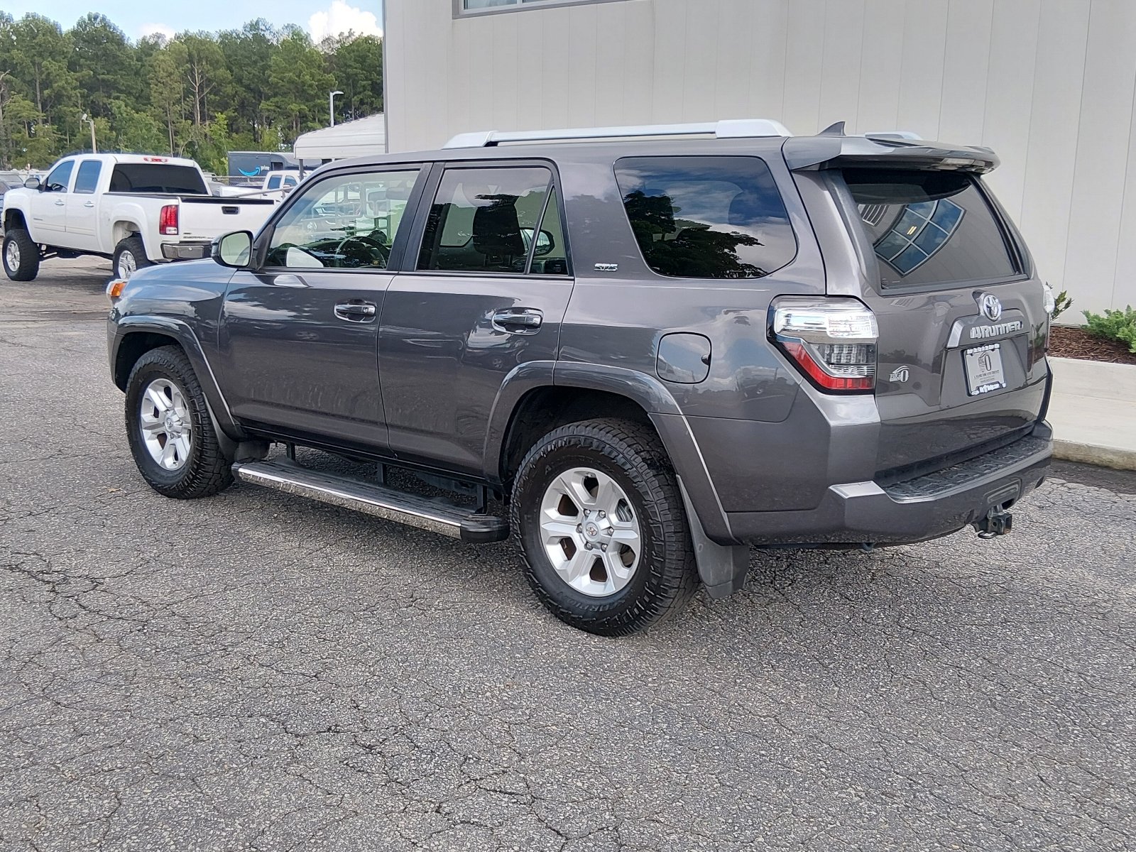 Used 2015 Magnetic Gray Metallic Toyota SR5 image 5