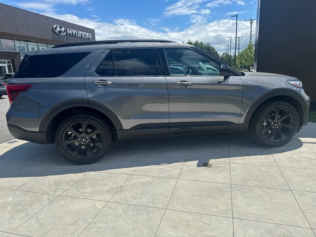 2024 Ford Explorer ST-LINE - Photo 8