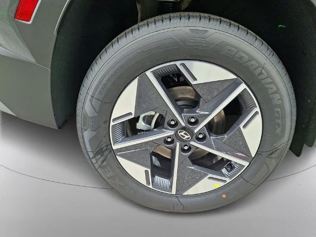 New 2026 Gray Hyundai SEL Convenience image 6
