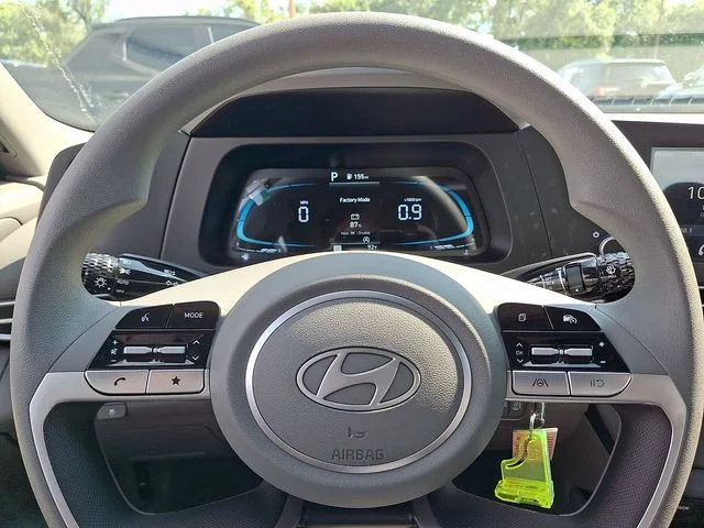 New 2026 White Hyundai SE image 14