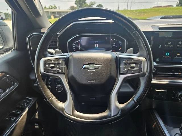 Used 2024 Summit White Chevrolet LT Trail Boss image 13