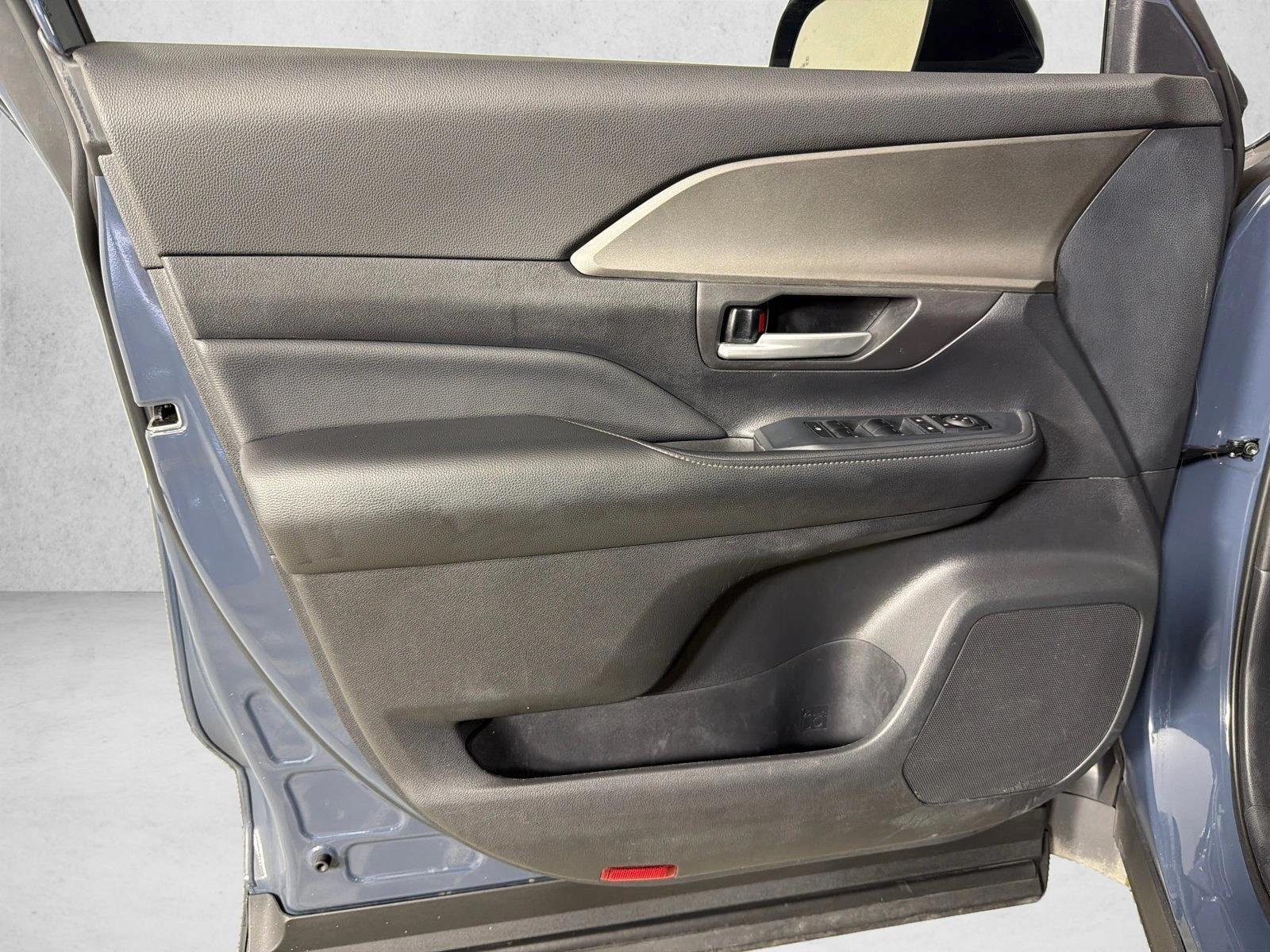 Used 2025 Storm Cloud Toyota XLE image 10