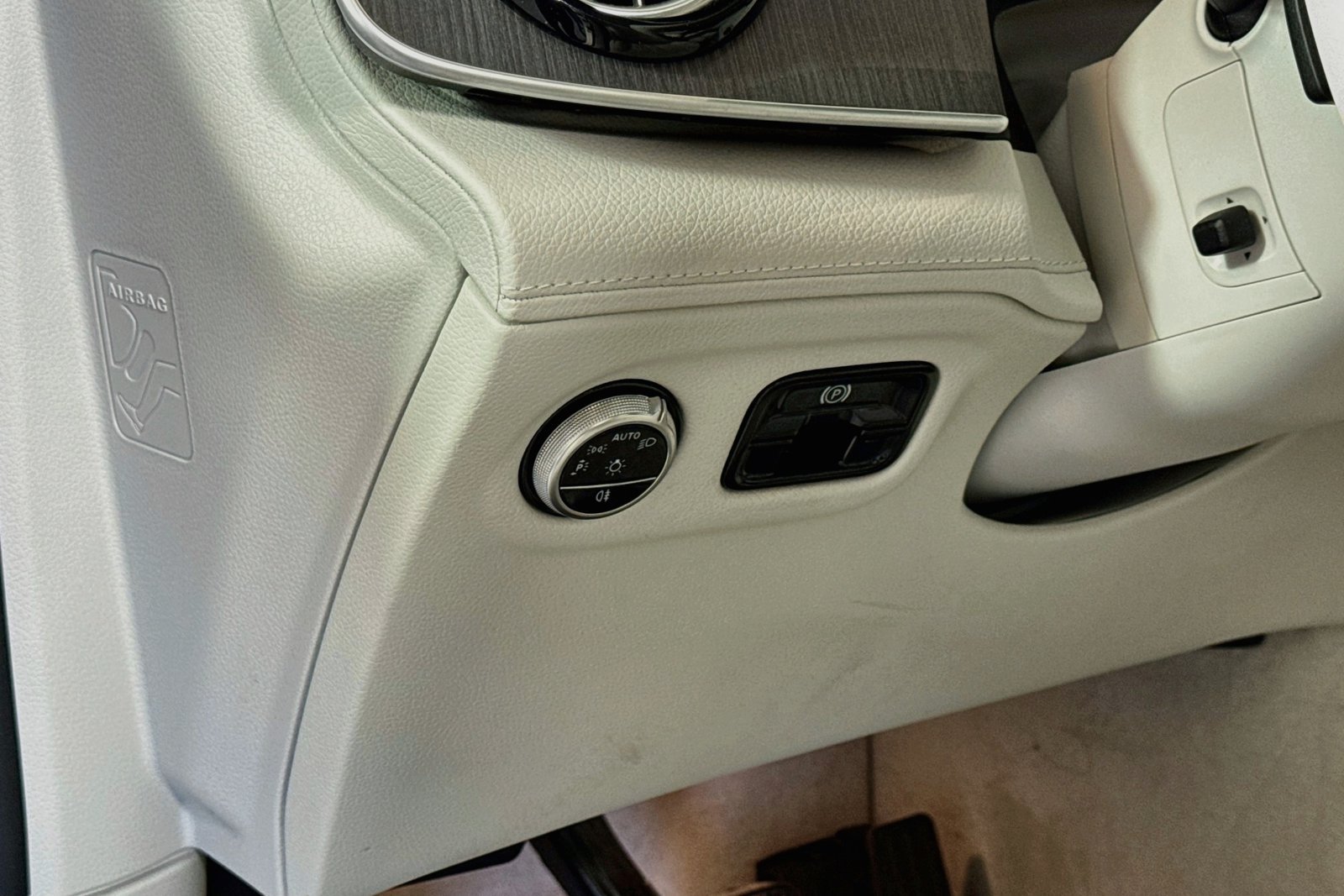 Certified Used 2023 Polar White Mercedes-Benz EQE 350 image 10