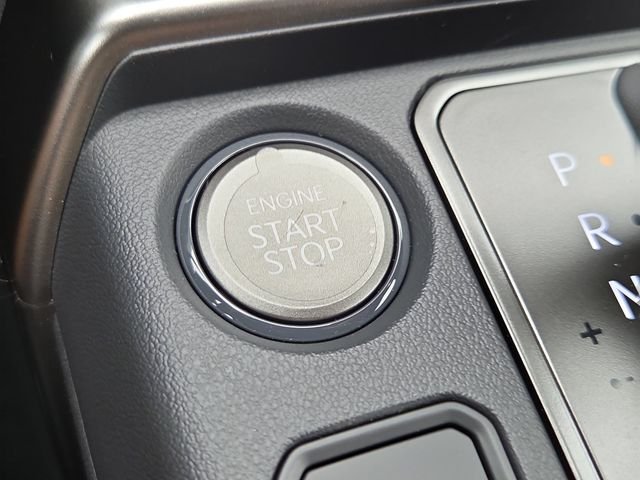 New 2027 Brown Kia X-Line S image 12