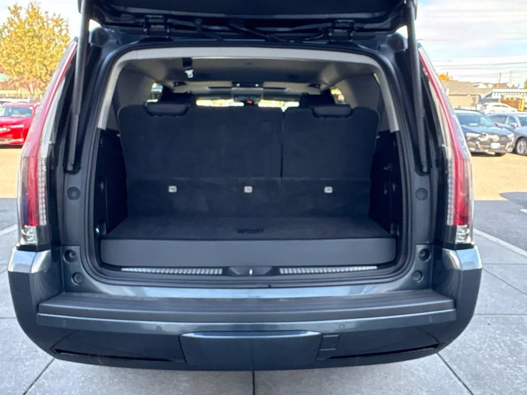Used 2019 Gray Cadillac Premium Luxury image 32