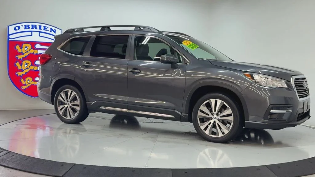 Used 2021 Gray Metallic Subaru Limited image 3
