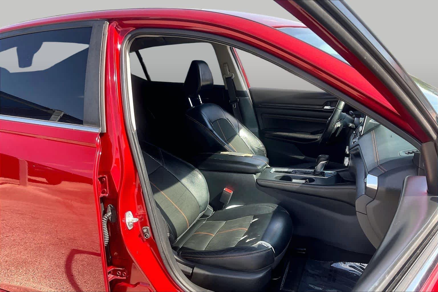 Pre-Owned 2019 Nissan Altima 2.5 SR