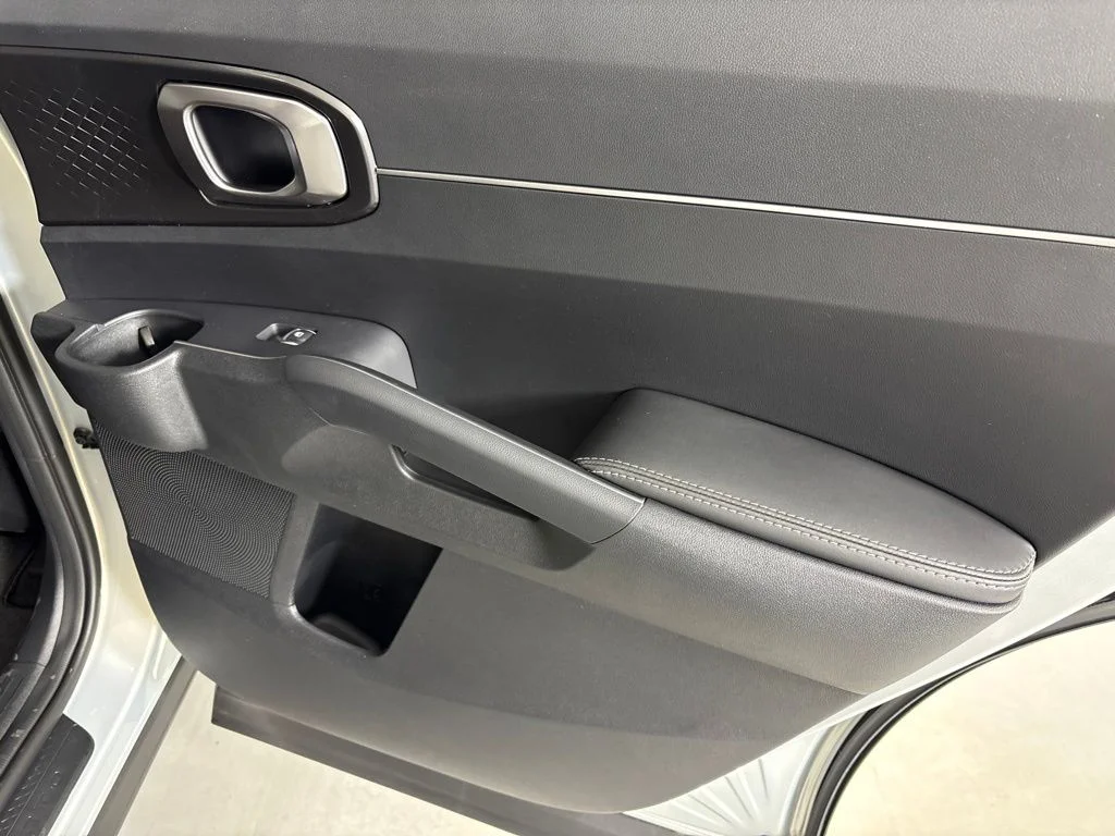 New 2026 Ivory Silver Kia LX image 19