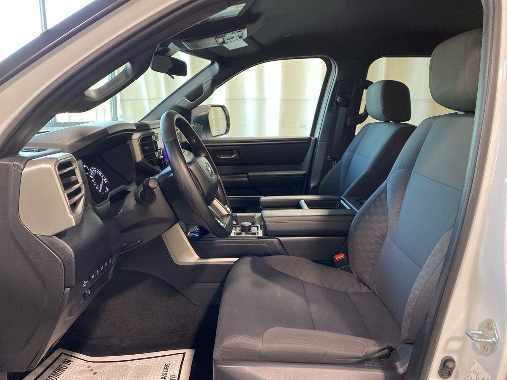 Used 2025 Ice Toyota SR5 image 8
