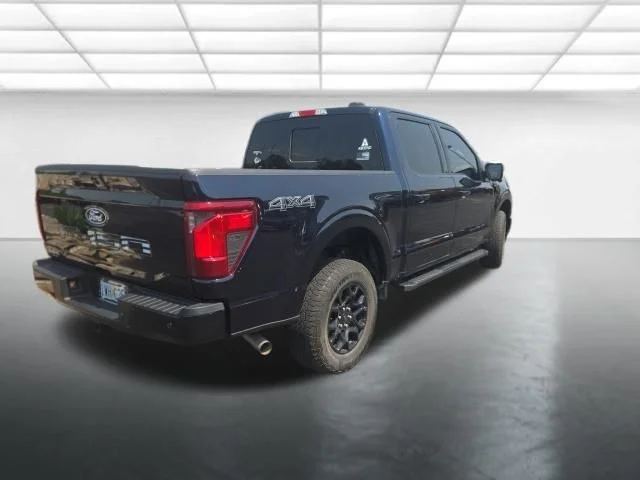 Used 2024 Blue Ford XLT image 3