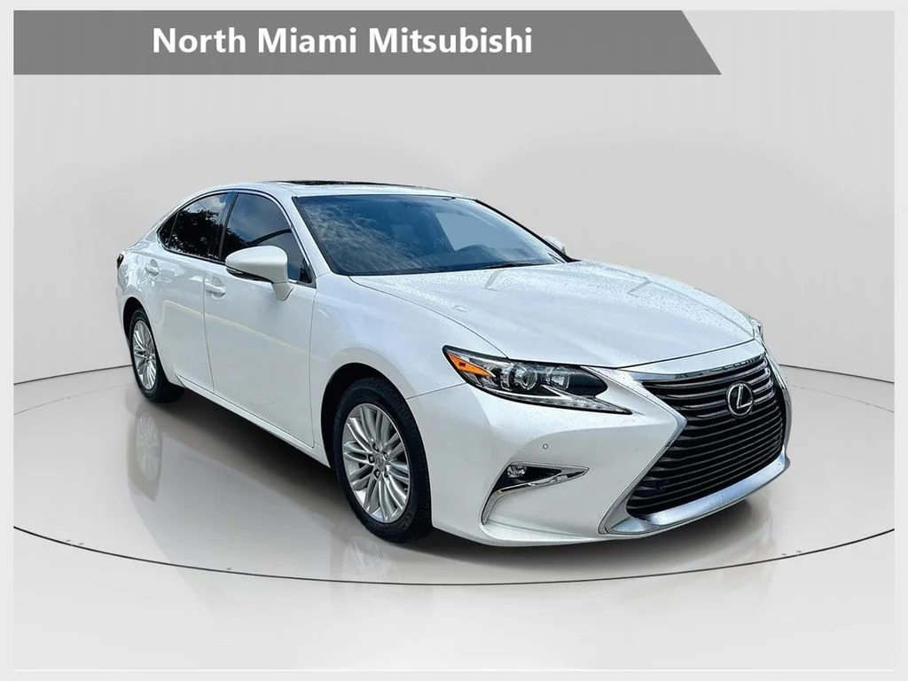 2016 Lexus ES