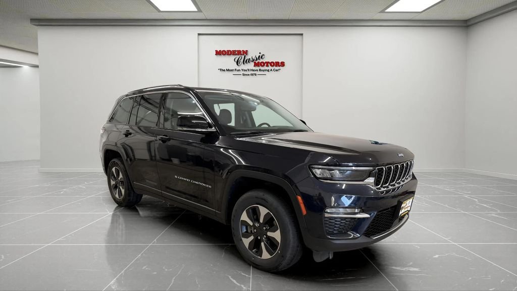 Used 2024 Black Jeep 4xe image 1