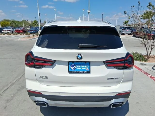 Used 2024 White BMW sDrive30i image 5