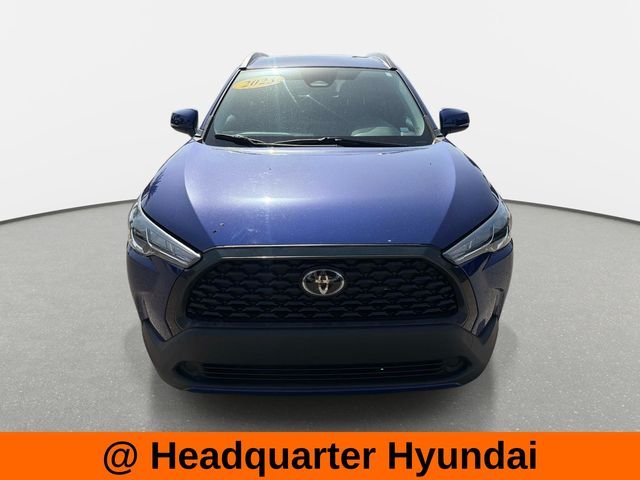 Used 2023 Blue Toyota LE image 6