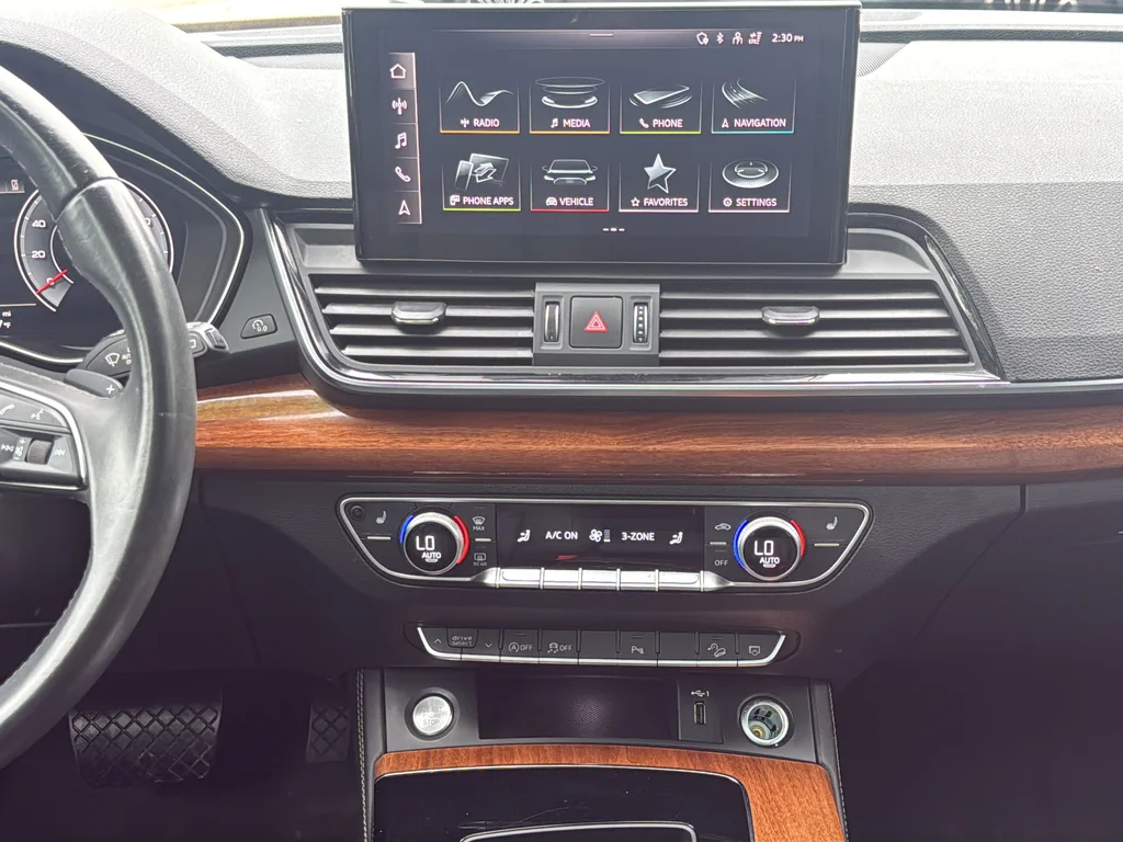Used 2023 Black Audi 45 S line Premium image 33