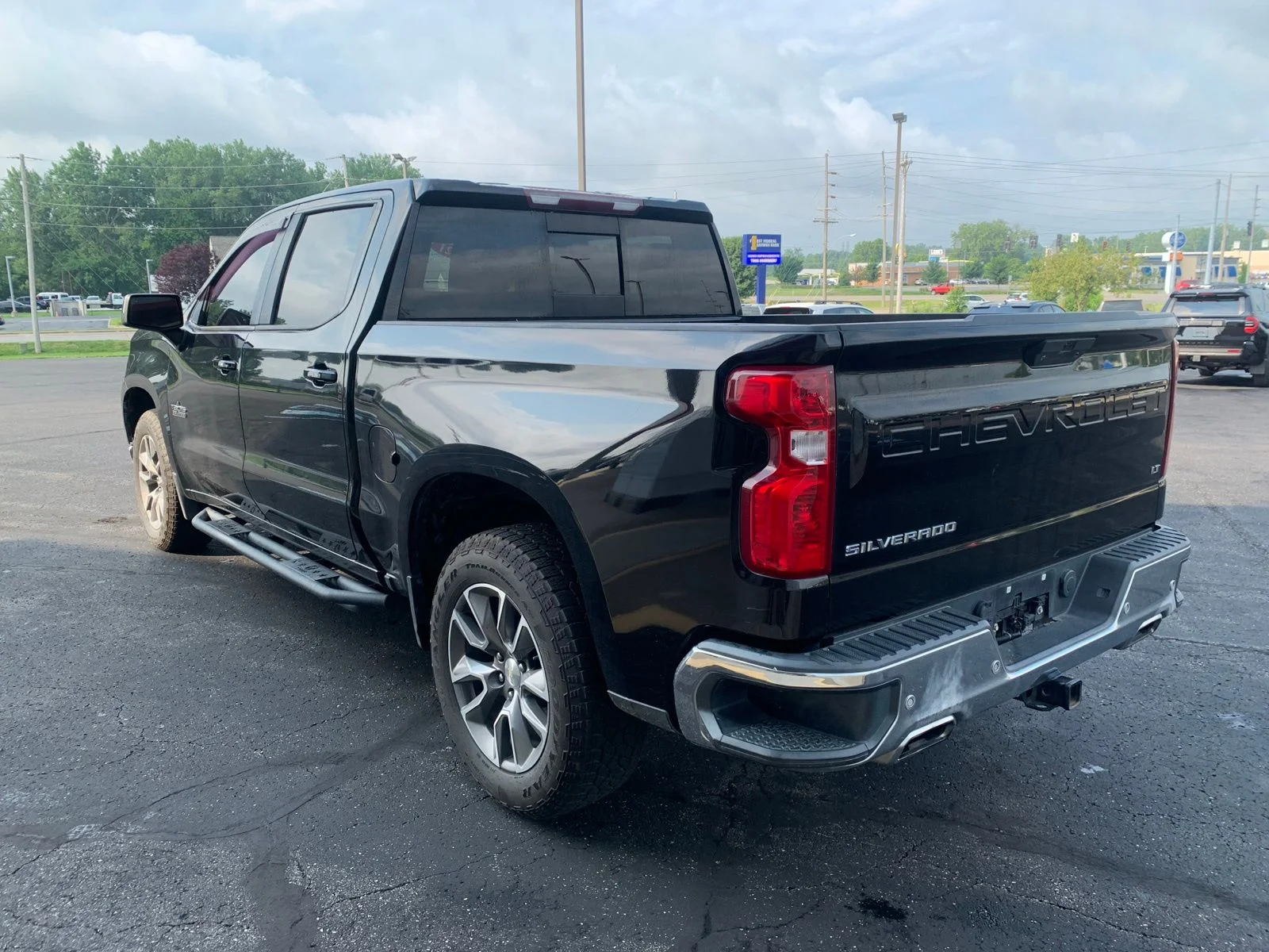 2021 Chevrolet Silverado 1500 LT - Photo 5