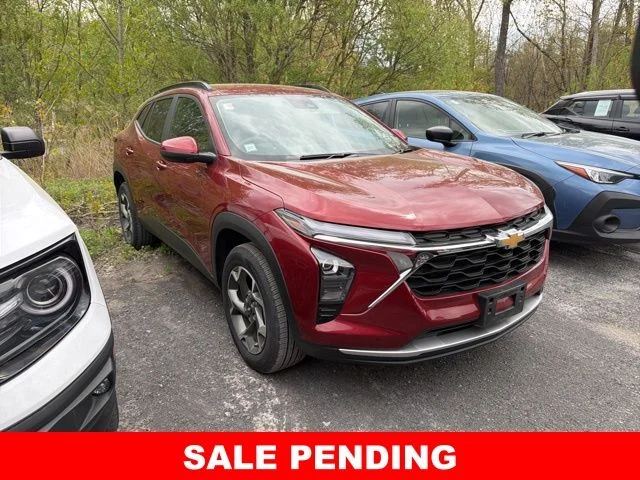 2024 Chevrolet Trax LT's photo