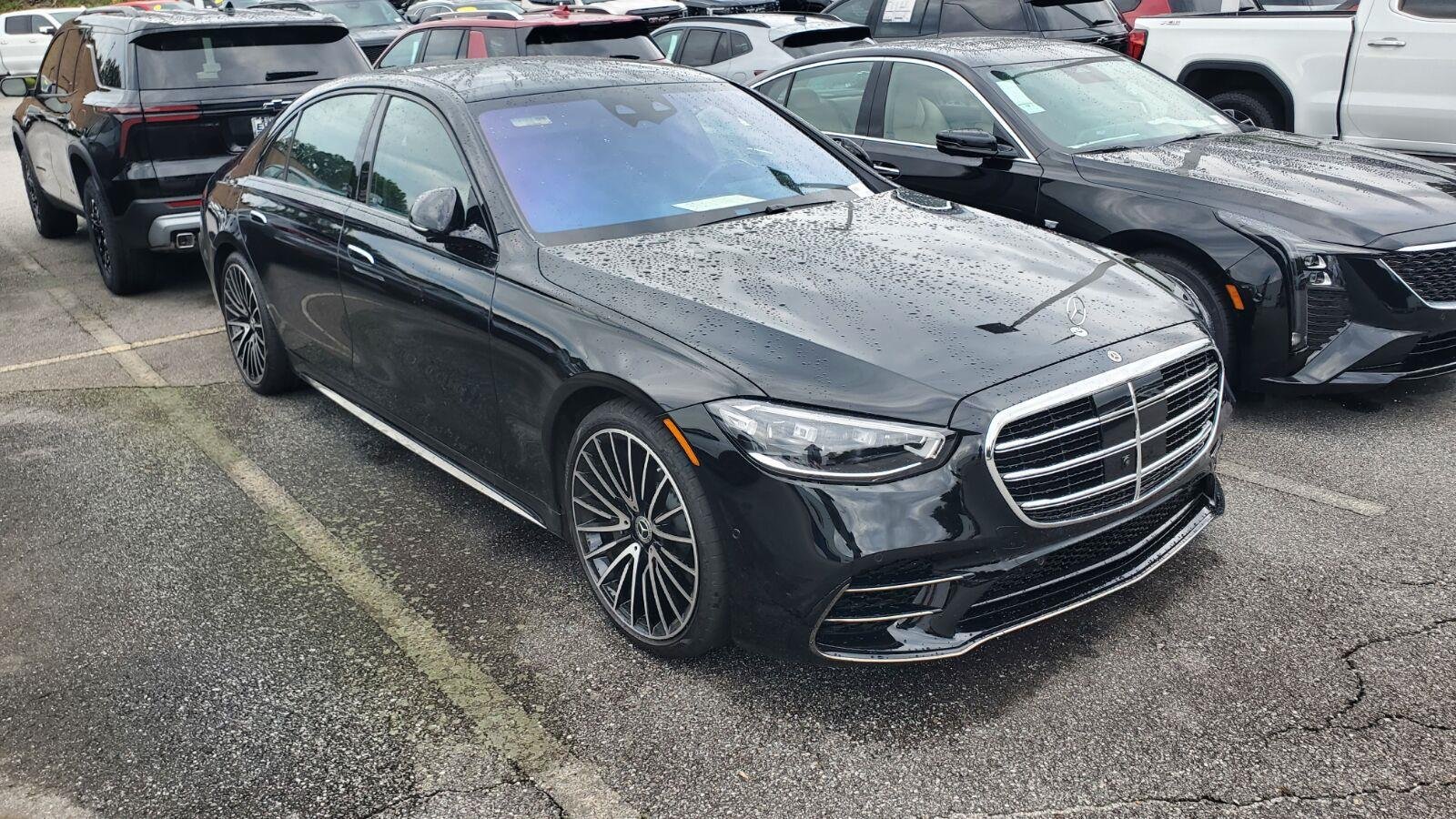 Used 2024 Black Mercedes-Benz S 580 image 2
