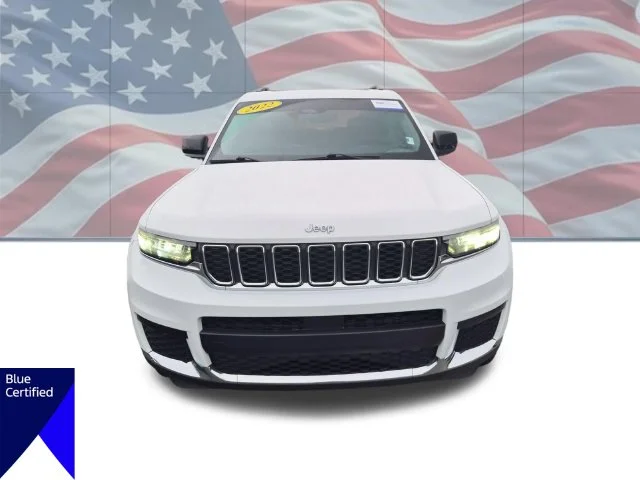 Used 2022 White Jeep Laredo image 8