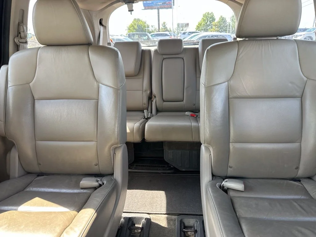 Used 2012 Red Honda  image 7