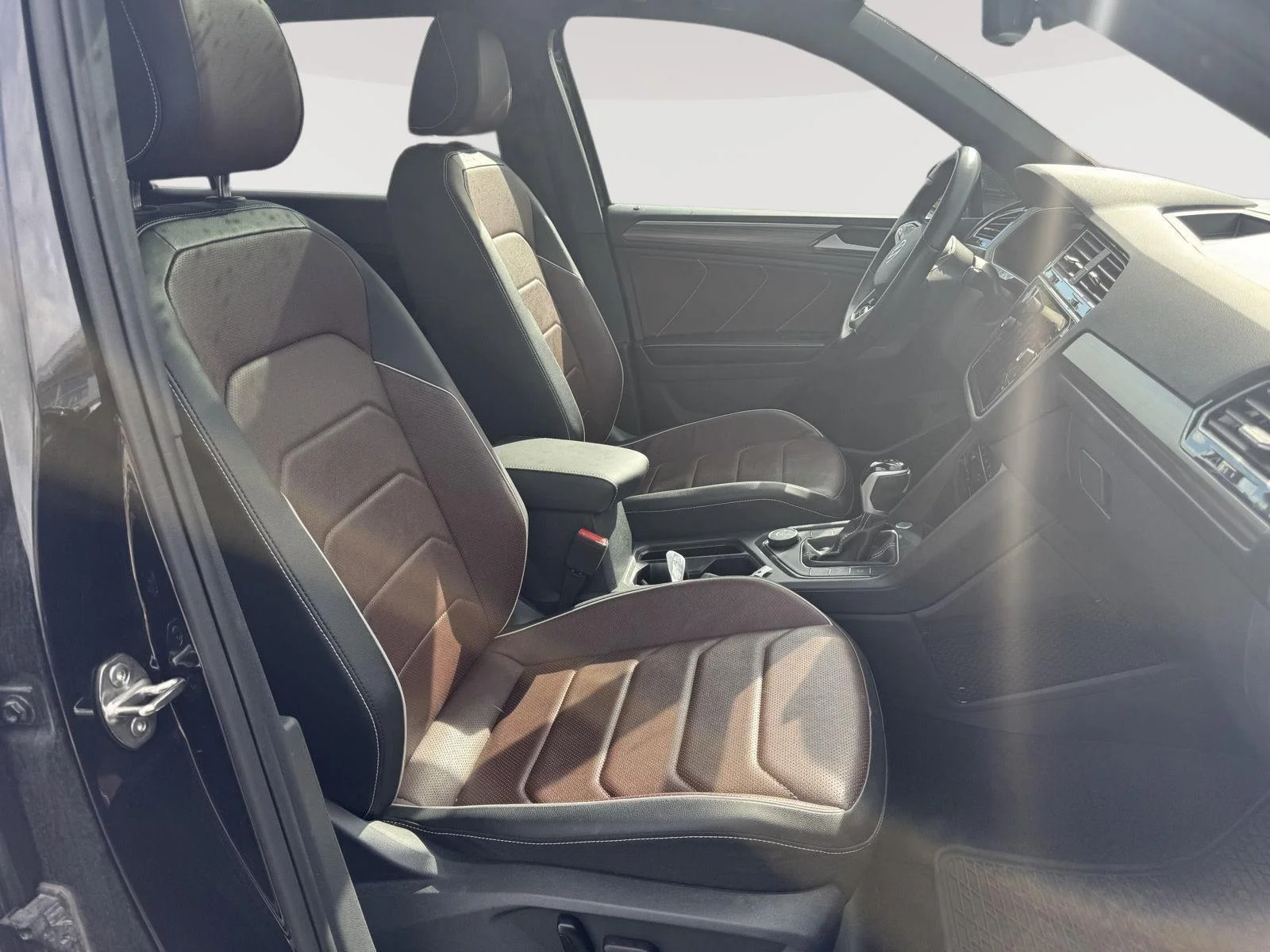 Certified Used 2024 BLACK Volkswagen SEL R-Line image 12