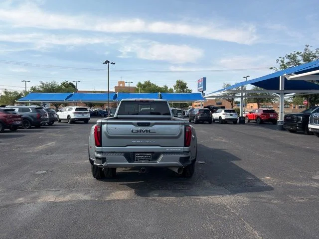 Used 2024 Silver GMC Denali Ultimate image 3