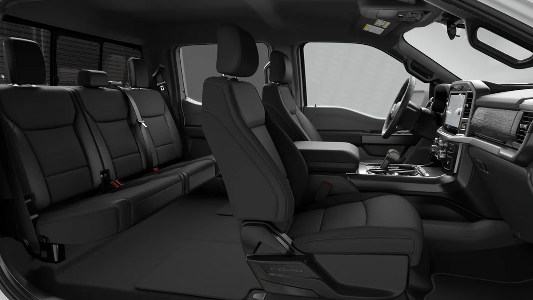 New 2026 OXFORD WHITE Ford XLT image 2