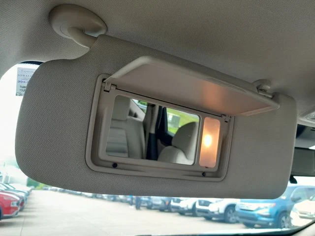 Used 2020  Honda EX image 31