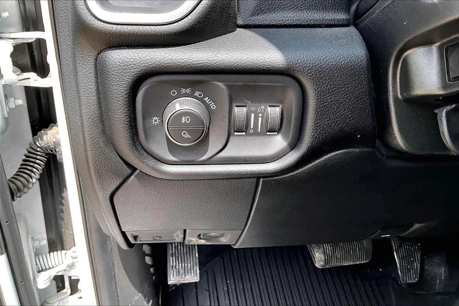 New 2026 Bright White Clearcoat Ram Laramie image 20