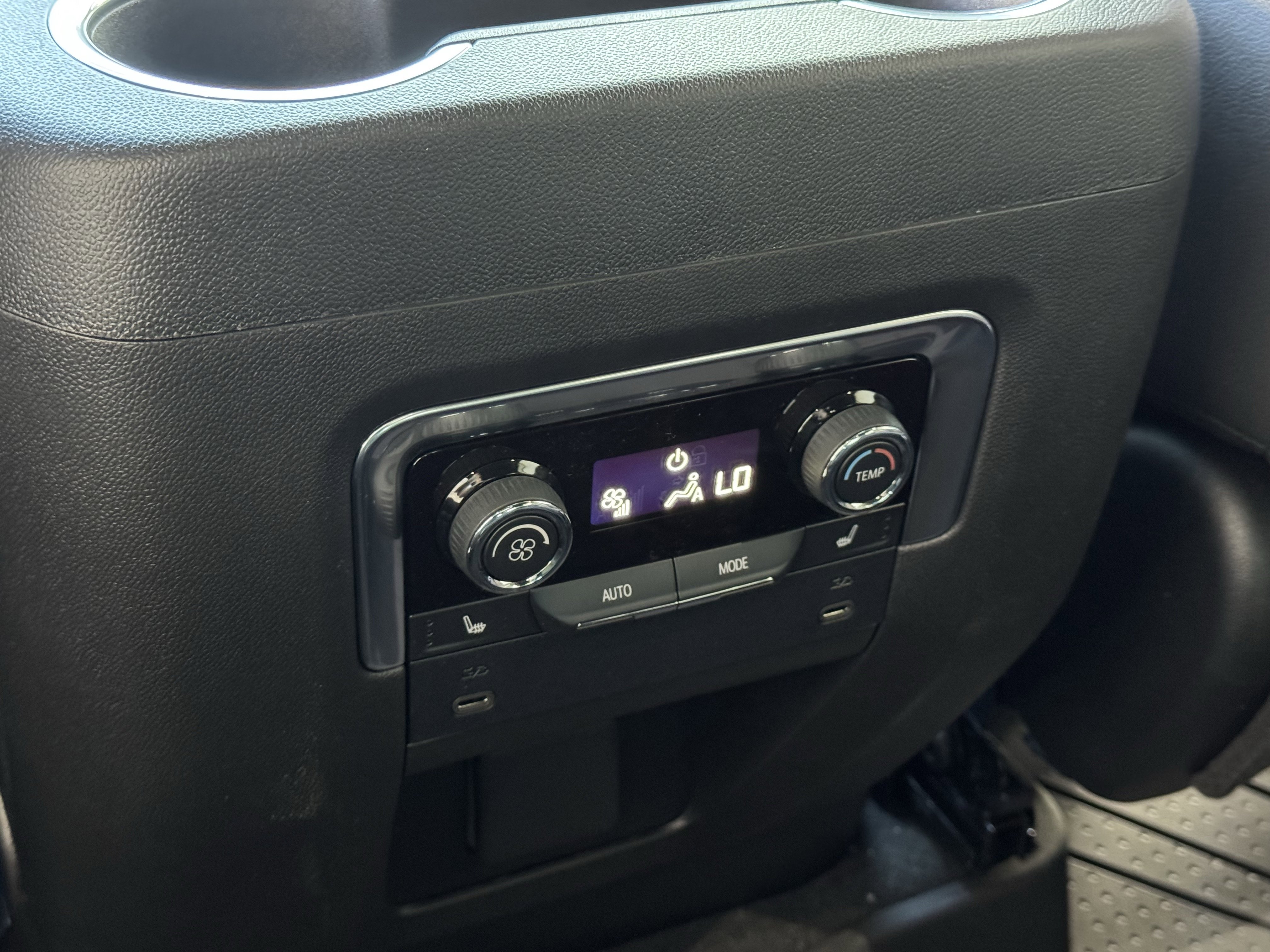 New 2026 Polar White Tricoat Chevrolet High Country image 16