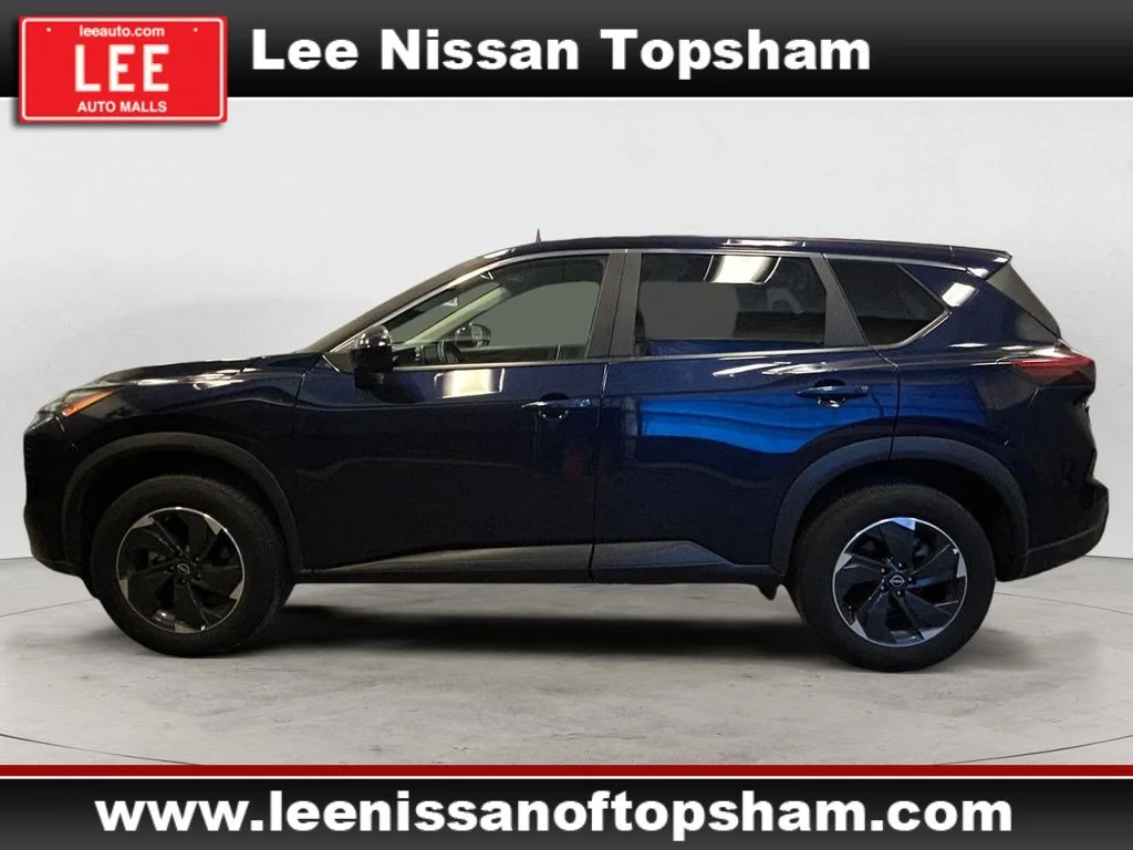 Used 2025 Deep Ocean Blue Pearl Nissan SV image 2