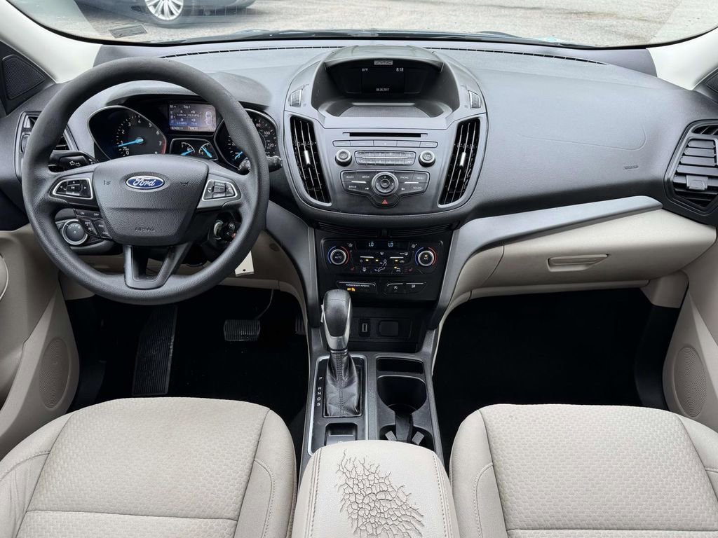 Used 2018 Blue Metallic Ford SE image 2