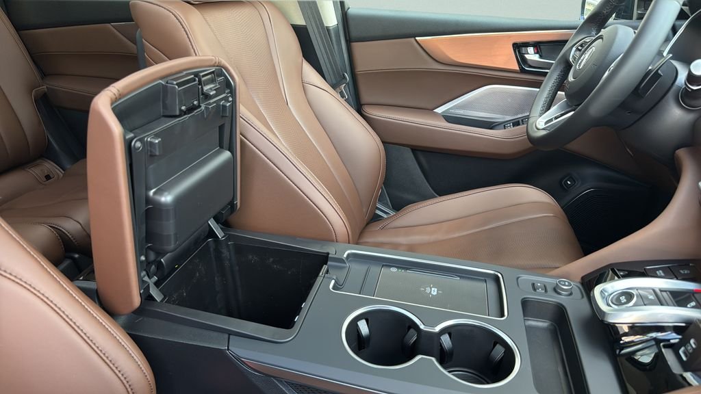 New 2026 Majestic Black Pearl Acura Technology Package image 35