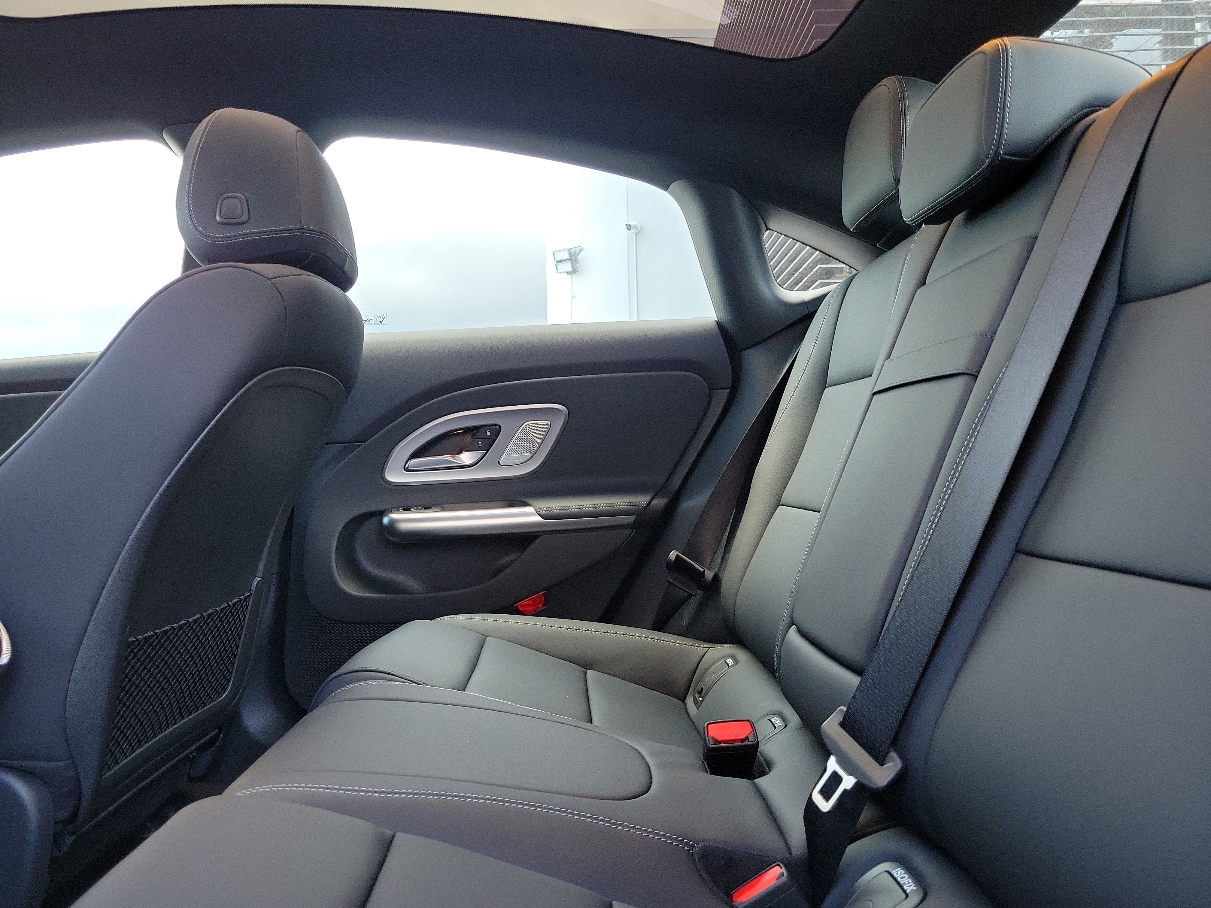 New 2027 Polar White Mercedes-Benz CLA 250+ image 38