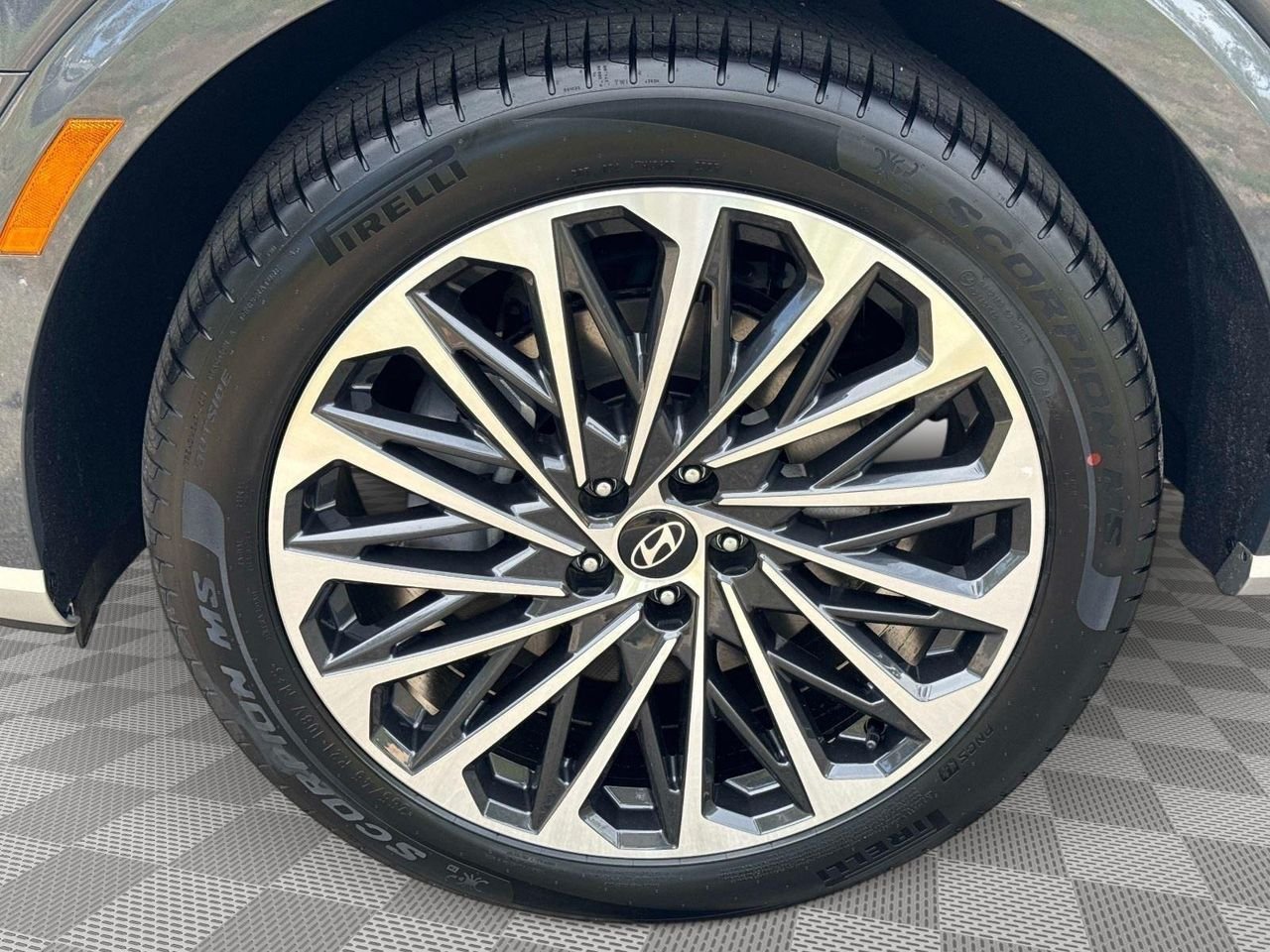 New 2026 Ecotronic Gray Pearl Hyundai Calligraphy AWD image 38