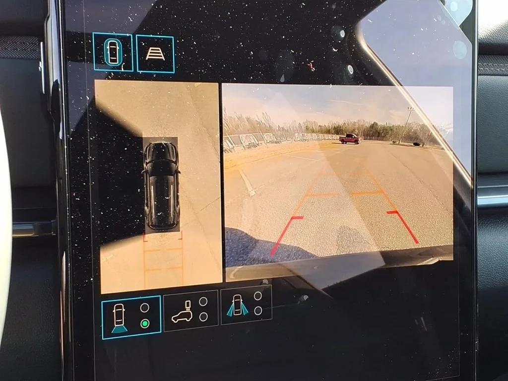 2026 GMC Terrain AT4 - Photo 8