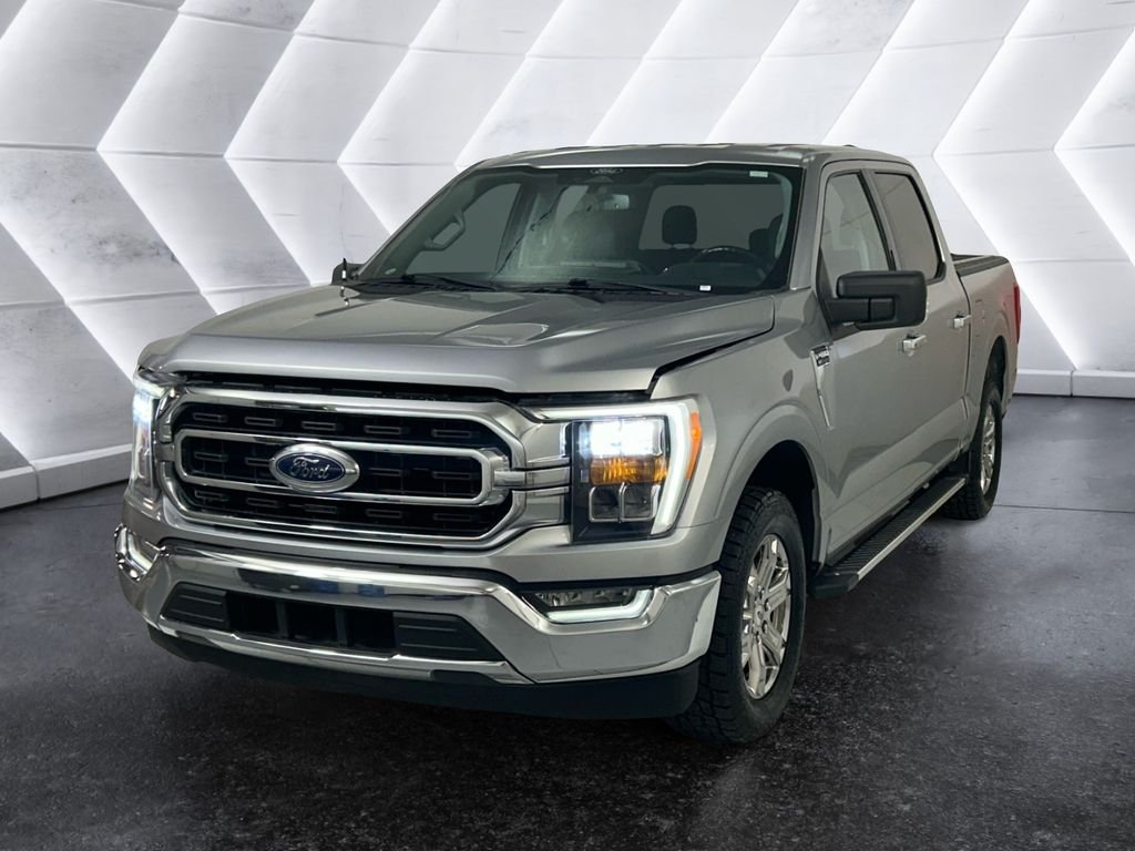 Used 2022 Silver Ford XLT image 3