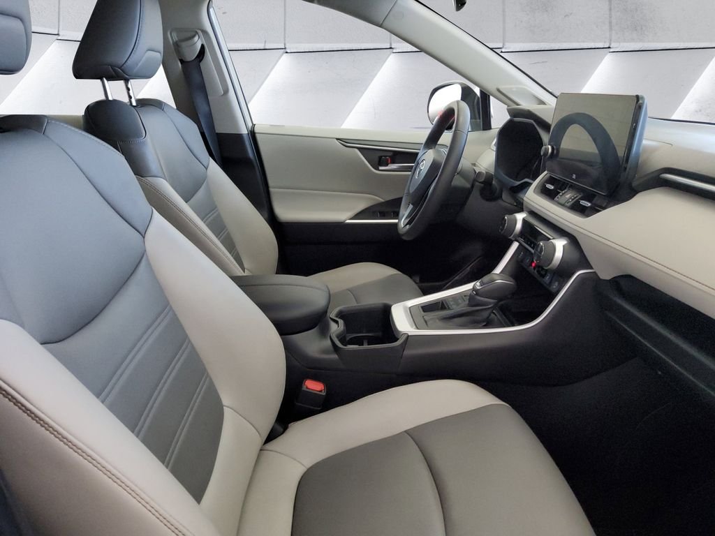 Used 2023 Silver Toyota XLE Premium image 13