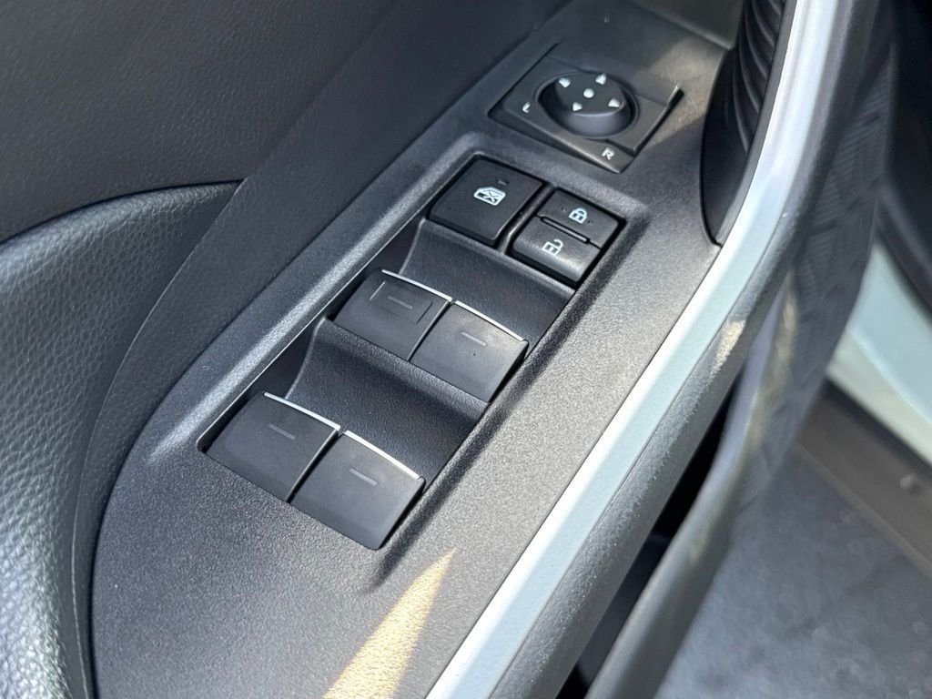 Certified Used 2022  Toyota XLE image 19