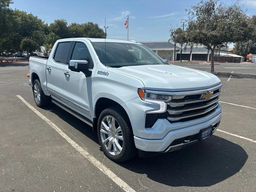 2026 Chevrolet Silverado 1500 High Country - Photo 1
