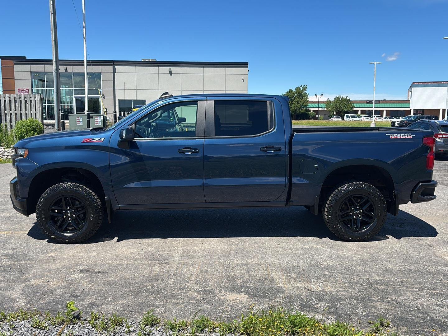 Used 2021 Northsky Blue Metallic Chevrolet LT Trail Boss image 4