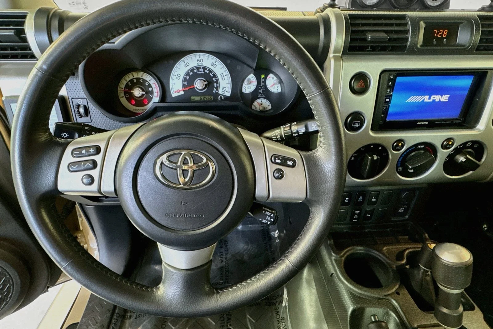 Used 2014 Quicksand Toyota  image 11