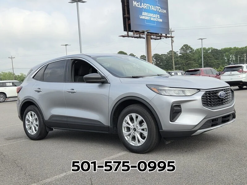 Used 2024 Silver Metallic FORD ACTIVE FWD image 5