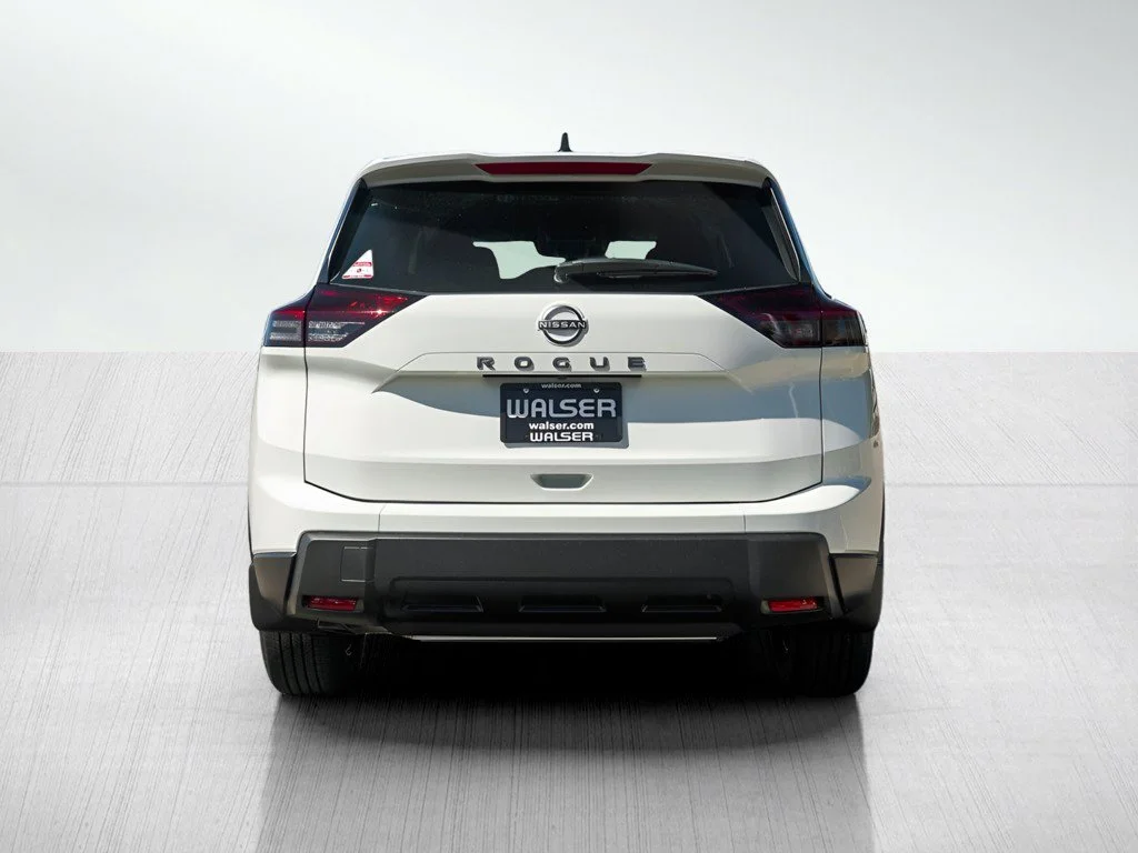 New 2026 Glacier White Nissan S image 5