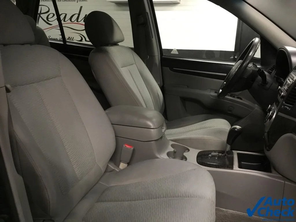 Used 2007 Blue Hyundai  image 32