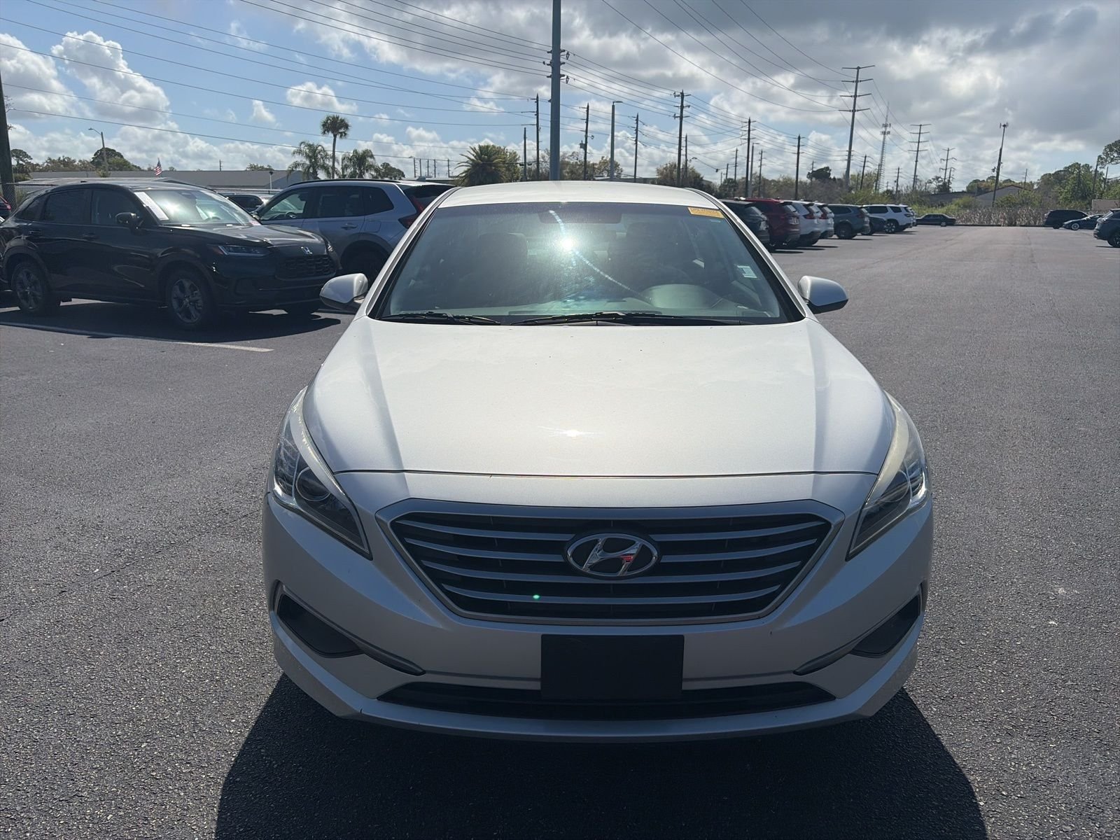 Used 2016 Hyundai Sonata SE with VIN 5NPE24AF8GH371446 for sale in Port Richey, FL