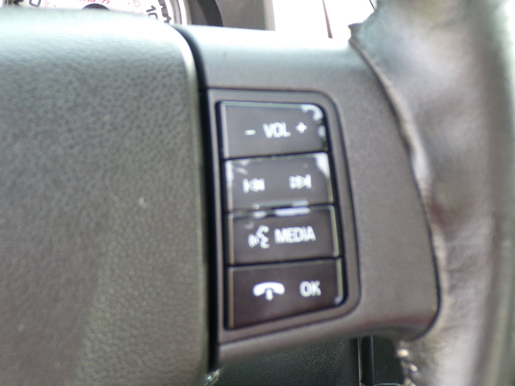 Used 2008 Vista Blue Clearcoat Metallic Ford SE image 26