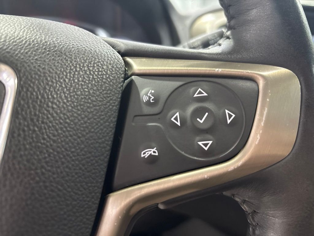 Used 2018 Red GMC Denali image 21