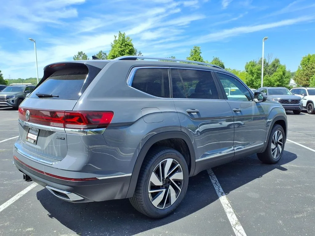 New 2026 Pure Gray Volkswagen SEL image 2